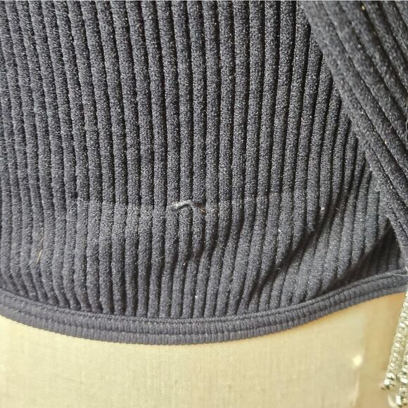 Sincerely Jules Black Rhinestone Crop Top NWT - Picture 8 of 8